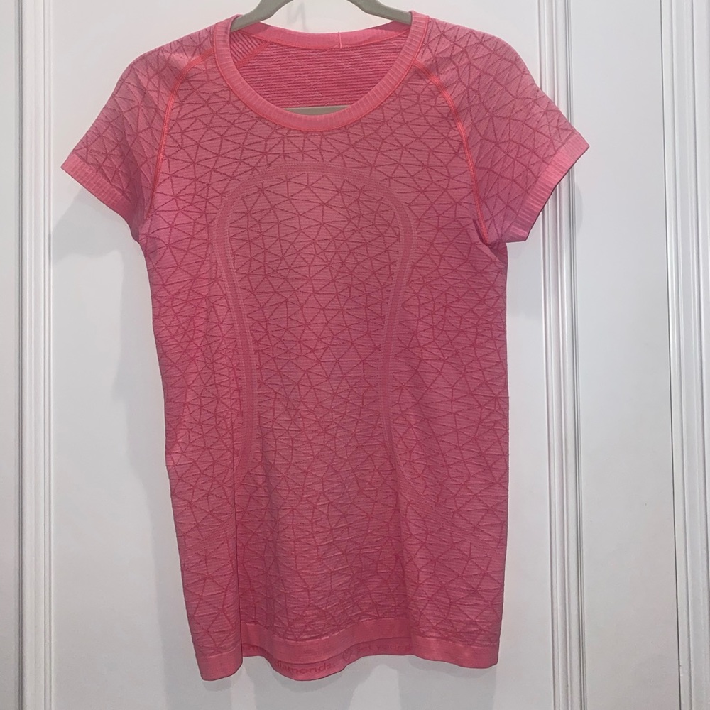 Swiftly Tech Lulu Top